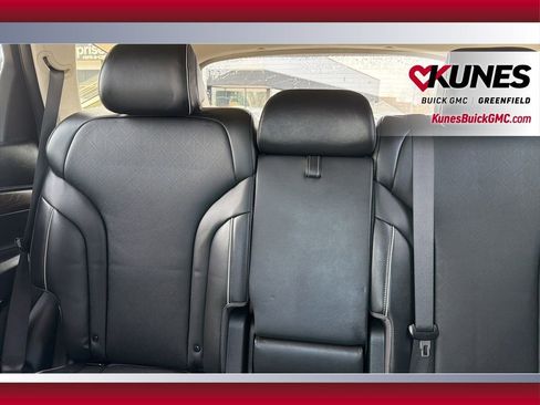 Used 2025 Genesis GV80 2.5T Prestige image 38