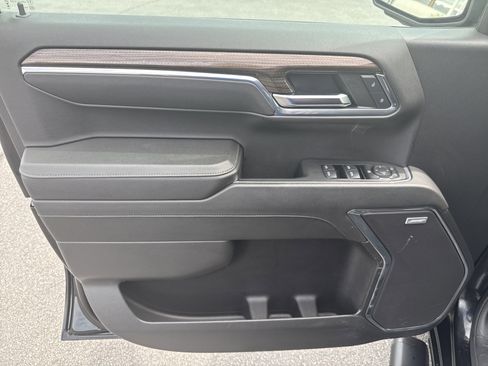 Used 2024 Chevrolet Silverado 1500 RST w/ Convenience Package II AWD/4WD image 15