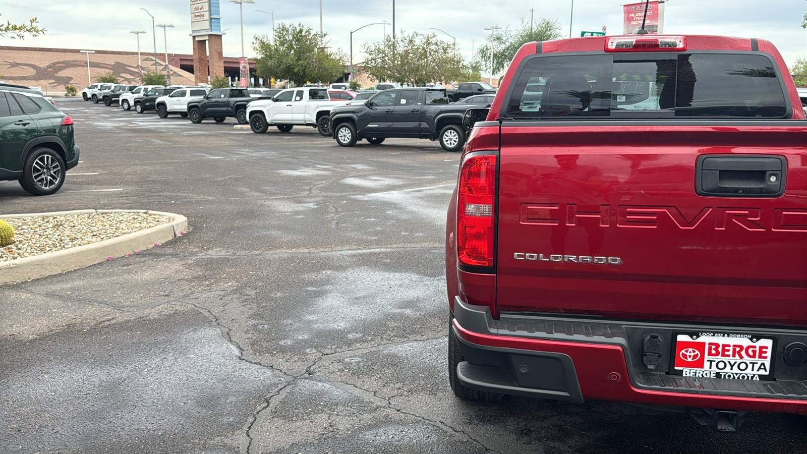 Used 2021 Chevrolet Colorado Z71 AWD/4WD image 8