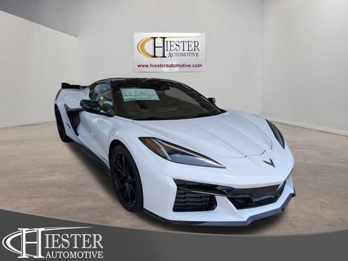 New 2027 Chevrolet Corvette Grand Sport RWD image 1
