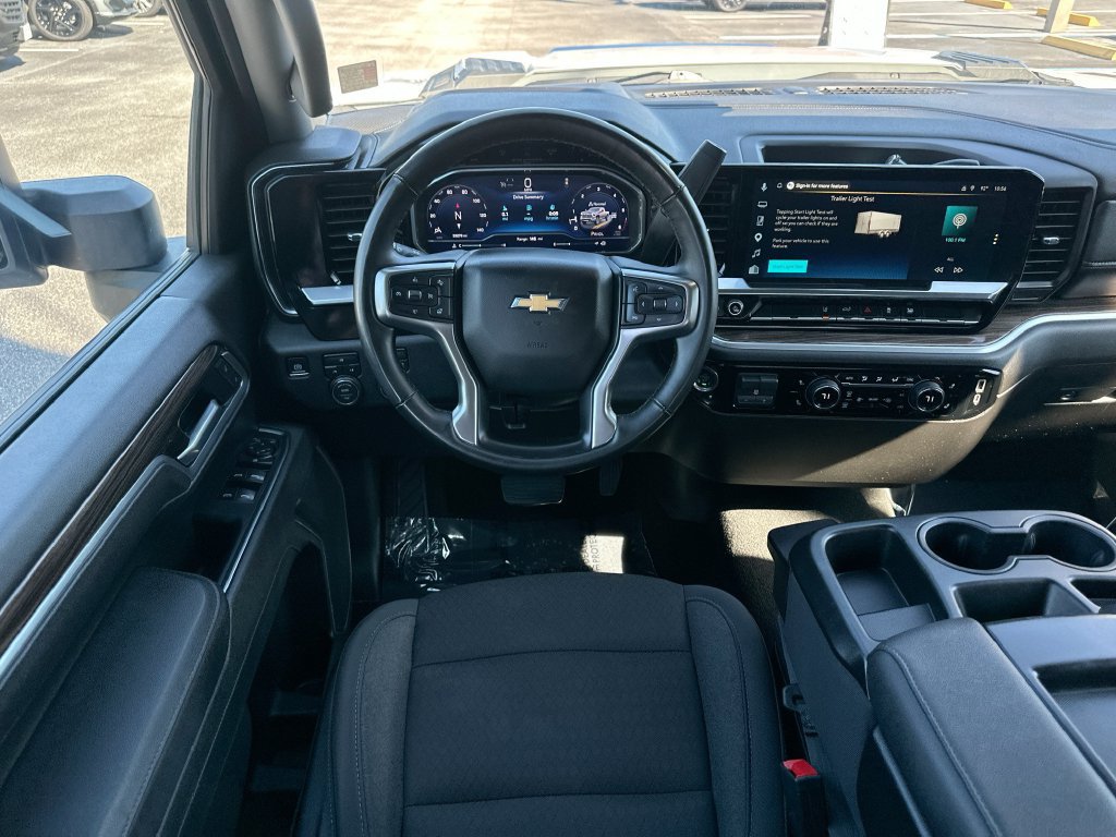 Used 2025 Chevrolet Silverado 2500 LT w/ Convenience Package AWD/4WD image 21
