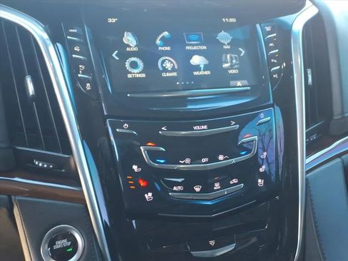 Used 2018 Cadillac Escalade Premium Luxury image 33