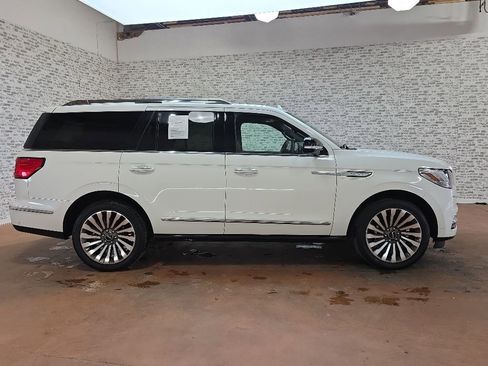 Used 2020 Lincoln Navigator Reserve w/ Luxury Package AWD/4WD image 6