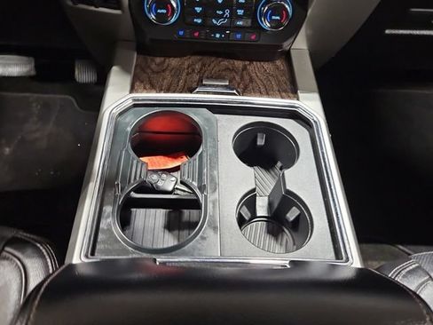 Used 2018 Ford F250 Lariat w/ Chrome Package AWD/4WD image 12