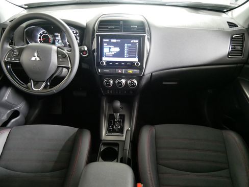 Used 2026 Mitsubishi Outlander Sport SE AWD/4WD image 10