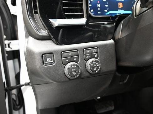 New 2026 Chevrolet Silverado 2500 LT image 24