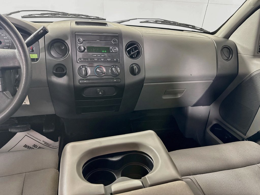 Used 2004 Ford F150 XLT RWD image 24