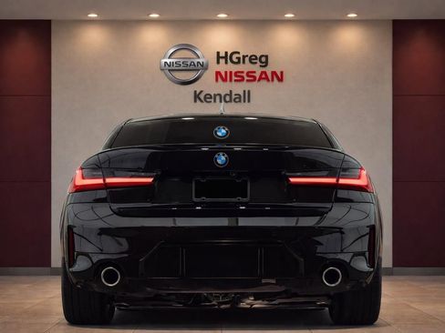 Used 2026 BMW 330i xDrive Sedan image 9