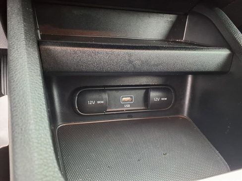 Used 2023 Kia Forte LXS w/ LXS Technology Package image 18