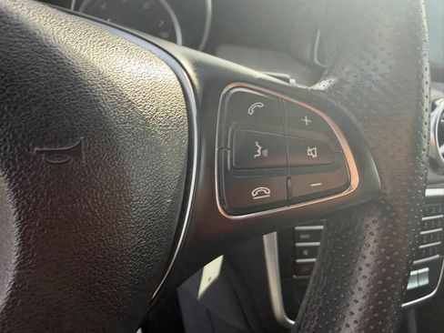 Used 2020 Mercedes-Benz GLA 250 image 28
