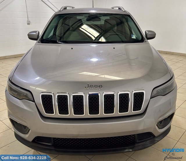 Used 2019 Jeep Cherokee Latitude w/ Popular Appearance Group FWD image 8