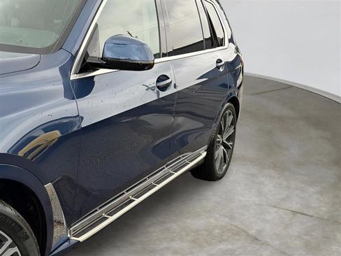Used 2020 BMW X7 xDrive40i w/ Premium Package AWD/4WD image 7
