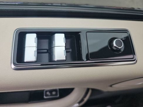 Used 2018 Land Rover Range Rover Supercharged image 20