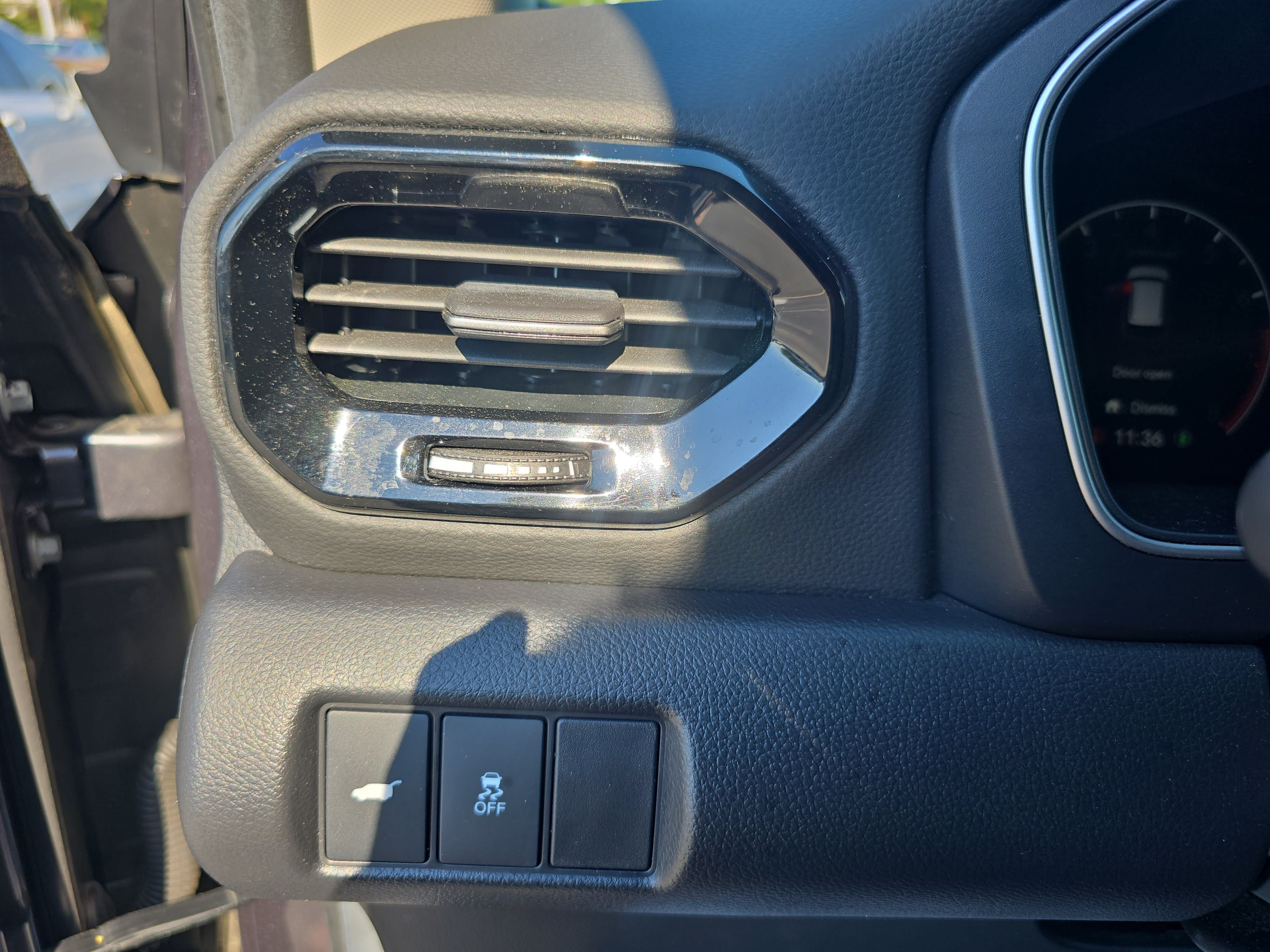 Used 2024 Honda Pilot EX-L image 25