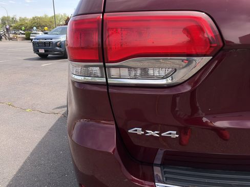 Used 2019 Jeep Grand Cherokee Limited w/ Luxury Group II AWD/4WD image 24