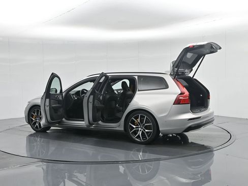 Used 2024 Volvo V60 T8 Polestar w/ Protection Package Premier image 41