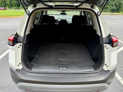 Used 2022 Nissan Rogue S AWD/4WD image 29