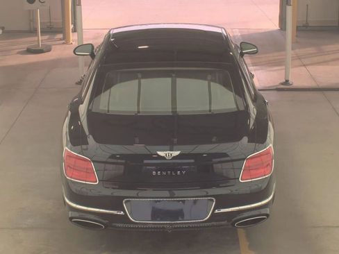 Used 2020 Bentley Flying Spur W12 image 14