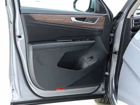 New 2026 Volkswagen Atlas SEL Premium R-Line image 18