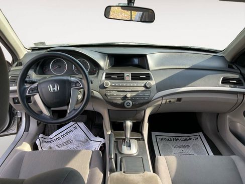 Used 2012 Honda Accord LX image 10