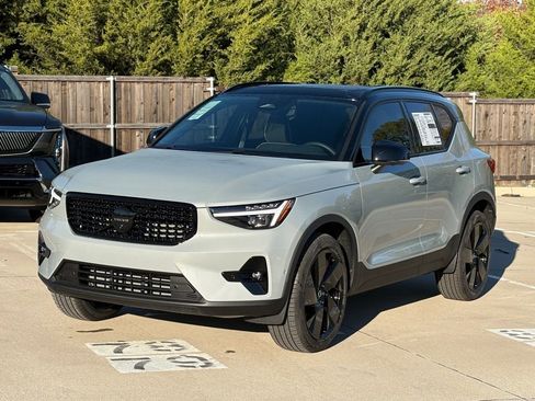 New 2026 Volvo XC40 B5 Ultra w/ Protection Package Premier AWD/4WD image 3