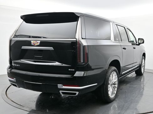 New 2026 Cadillac Escalade ESV Luxury image 5