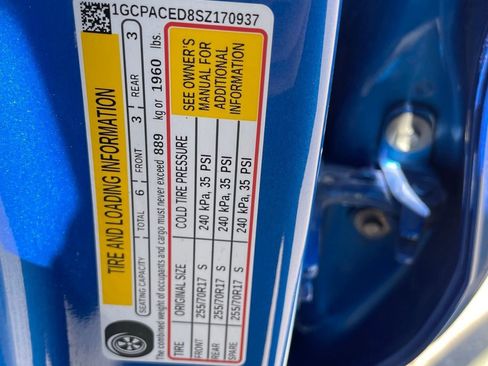 Used 2025 Chevrolet Silverado 1500 LT image 28