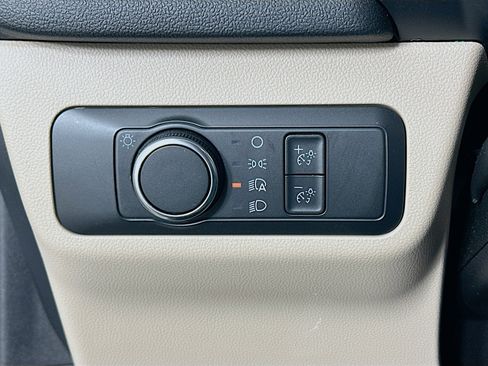 Used 2022 Ford Escape SE AWD/4WD image 17