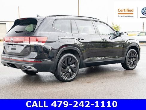 Certified 2024 Volkswagen Atlas SE w/ Black Wheel Package image 6