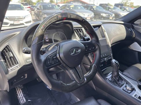 Used 2018 INFINITI Q50 Red Sport 400 w/ Sensory Package (Sport) RWD image 17