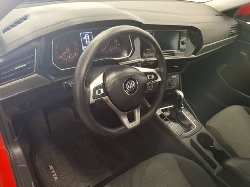 Used 2019 Volkswagen Jetta SE FWD image 17