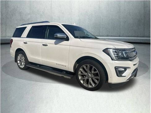 Used 2019 Ford Expedition Platinum AWD/4WD image 7