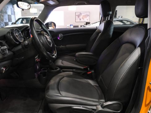Used 2014 MINI Cooper 2-Door Hardtop FWD image 4