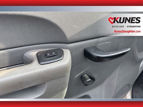 Used 2011 Chevrolet Silverado 1500 W/T image 21