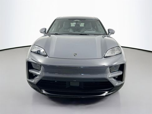Certified 2025 Porsche Macan Turbo Electric image 10