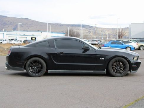 Used 2011 Ford Mustang GT Premium w/ Brembo Brake Pkg image 7