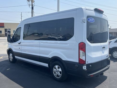 Used 2019 Ford Transit 350 XLT image 5