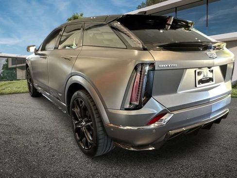 New 2026 Cadillac Optiq V w/ Magnus Launch Edition image 6
