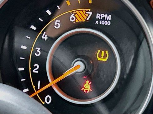 Used 2023 Jeep Wrangler Unlimited Sport AWD/4WD image 37