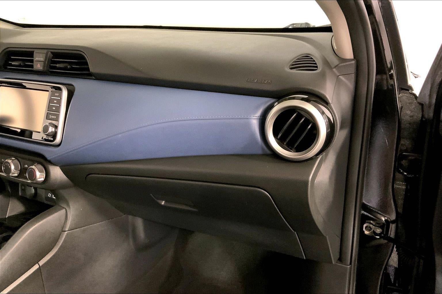Used 2025 Nissan Versa SV FWD image 22