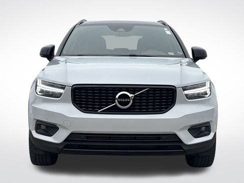 Used 2022 Volvo XC40 T4 R-Design w/ Protection Package Premier image 11
