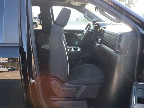 Used 2023 Chevrolet Silverado 1500 LT image 28