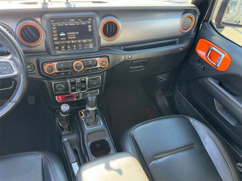 Used 2022 Jeep Gladiator Mojave w/ Trailer Tow Package image 16
