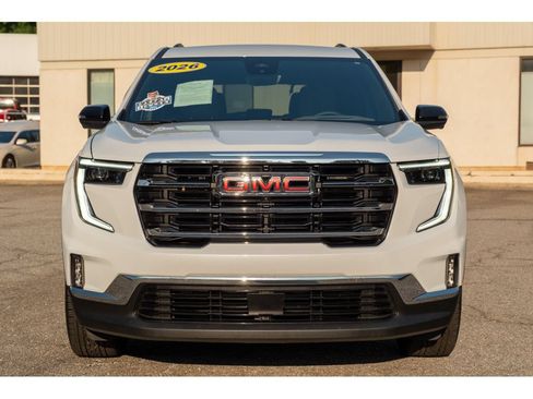 Used 2026 GMC Acadia Elevation w/ Elevation Premium Package FWD image 3