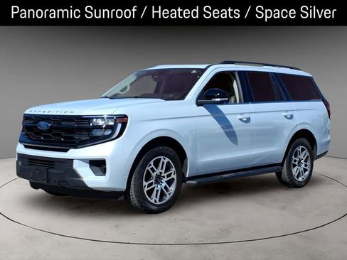 Used 2025 Ford Expedition Active AWD/4WD image 1