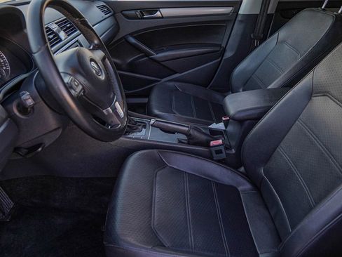 Used 2015 Volkswagen Passat 1.8T S image 21