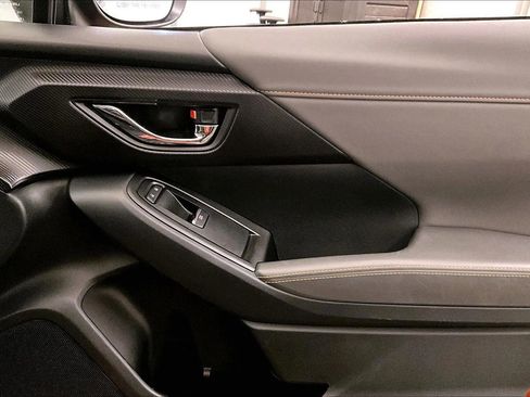 Used 2024 Subaru Crosstrek 2.5i Limited w/ Crosstrek Mirror Package image 23