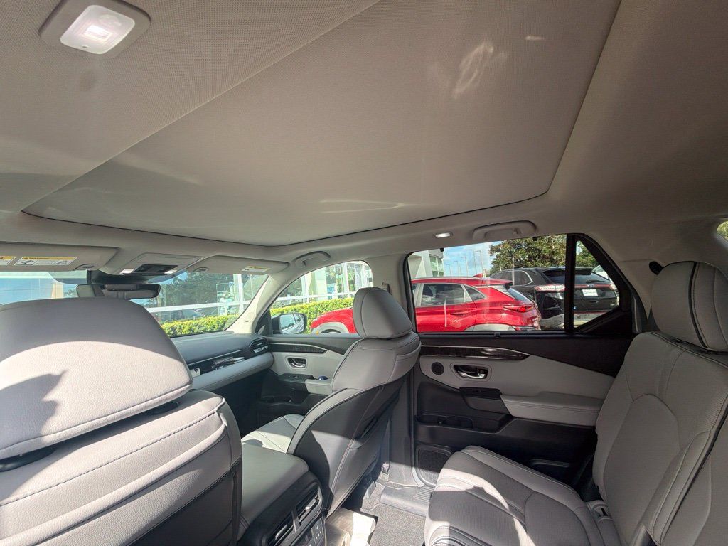 Used 2025 Honda Pilot Elite image 14