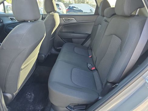 Used 2023 Kia Sportage LX image 23