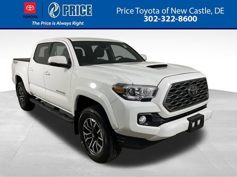 Used 2023 Toyota Tacoma TRD Sport image 1